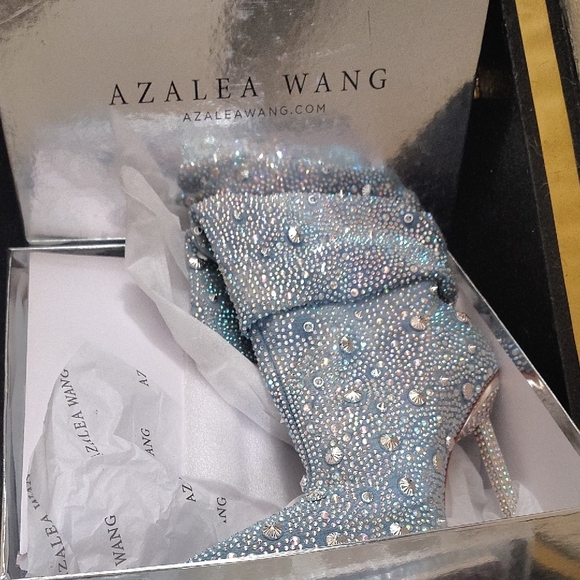 🆕 AZALEA WANG AKIRA Elegant Blue Rhinestone Heeled Boots - Picture 8 of 12